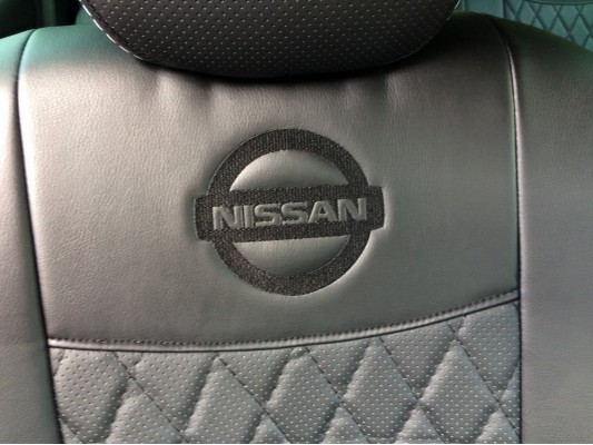 Авточехлы на Nissan Terrano Авточехлы на Nissan Terrano